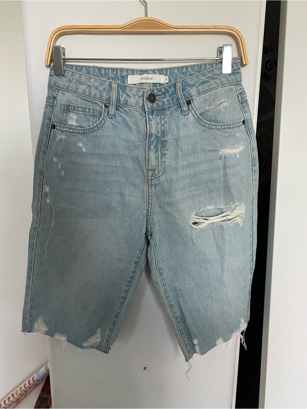 Hidden High Rise Denim Cutoff Shorts Women’s Size Small Blue Distressed
